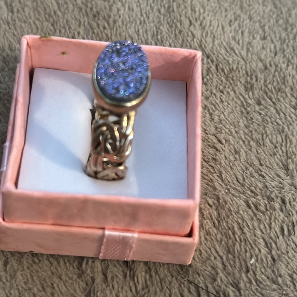 Beautiful Druzy sterling silver ring I bought this in Laguna Beach CA - Picture 2 of 3